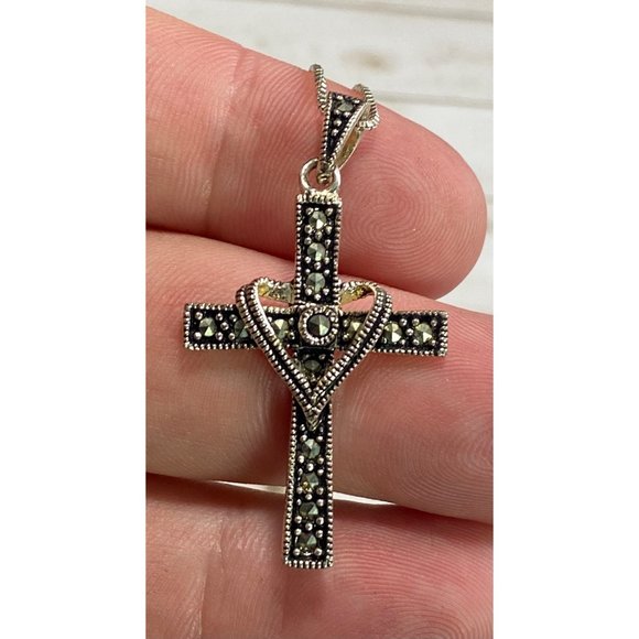 CW Art Deco 925 Marcasite Cross Pendant Chain Link Necklace - Picture 6 of 7